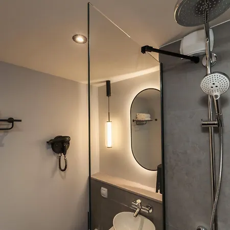 Campanile & Restaurant Zuid-oost 3* Άμστερνταμ