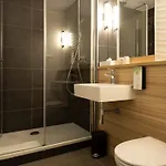 阿姆斯特丹南荷兰奥斯特钟楼酒店及餐厅