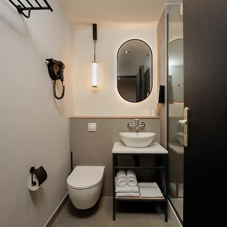 Campanile Hotel&restaurant Zuid-oost 3*