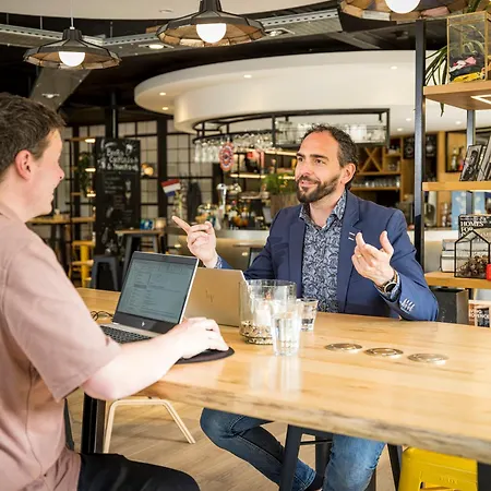 Campanile & Restaurant Zuid-oost 3*