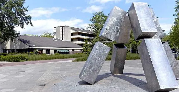 Campanile & Restaurant Zuid-oost 3*