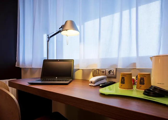 Campanile Hotel&restaurant Zuid-oost Hotel 3*