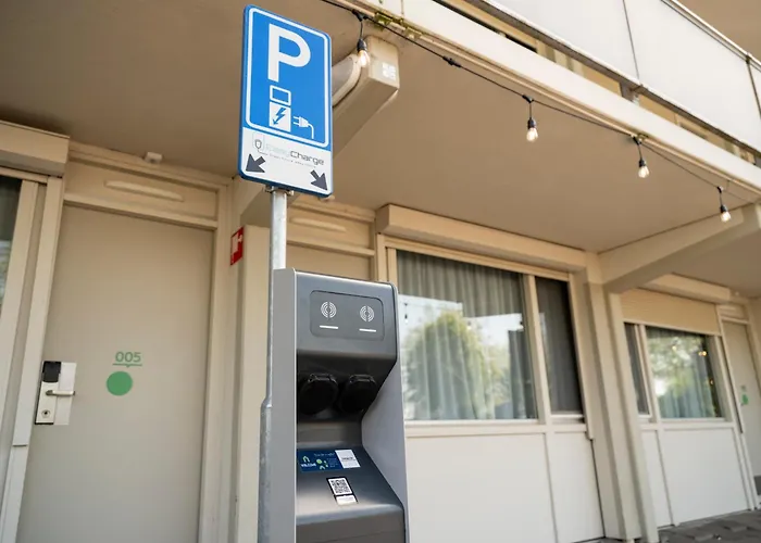 Campanile Hotel&restaurant Zuid-oost Hotel 3*