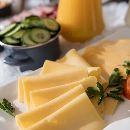 Отель Campanile & Restaurant Zuid-oost