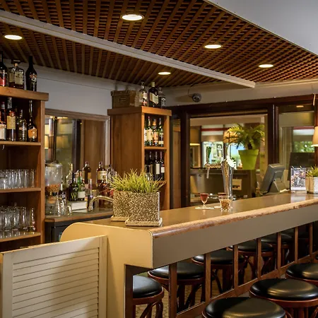 Campanile Hotel&restaurant Zuid-oost 3*